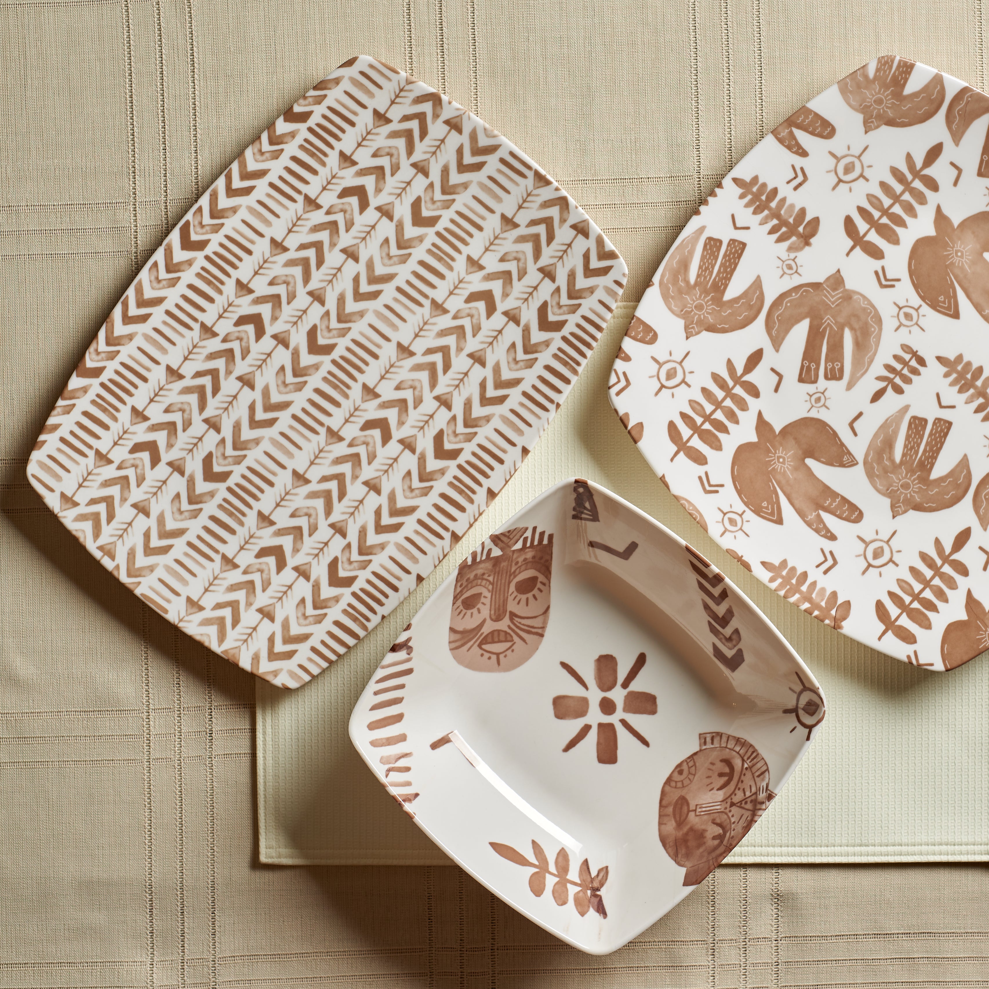 Beige Tribal 18pc dinnerware set