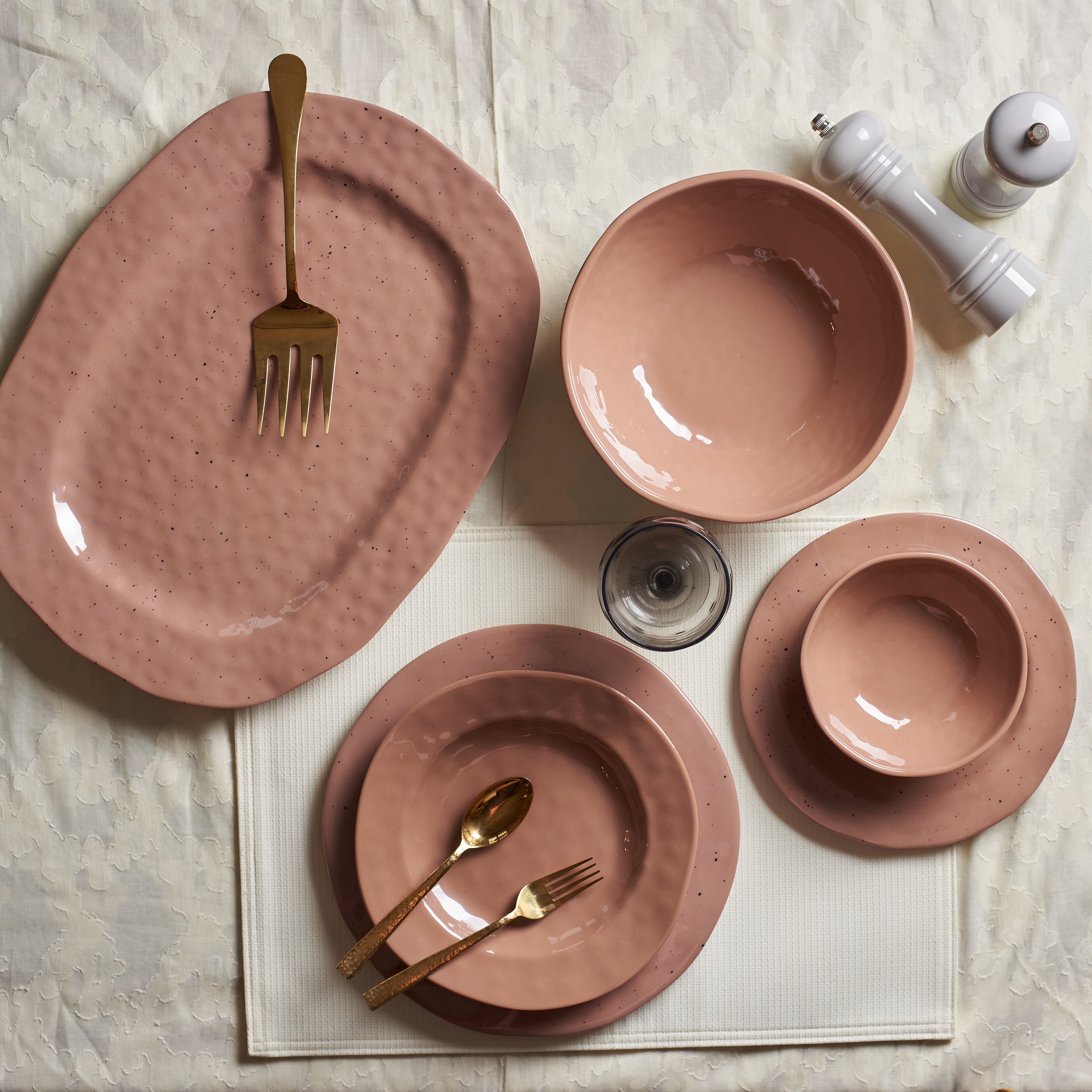 24 PCS Blush Stone Set